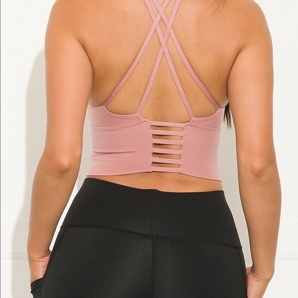 ✨NEW✨ Cross Back Sport Bra - Picture 5 of 10